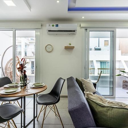 Beach Daze 1-Br Apt By Finikoudes Beach Larnaca Exterior foto