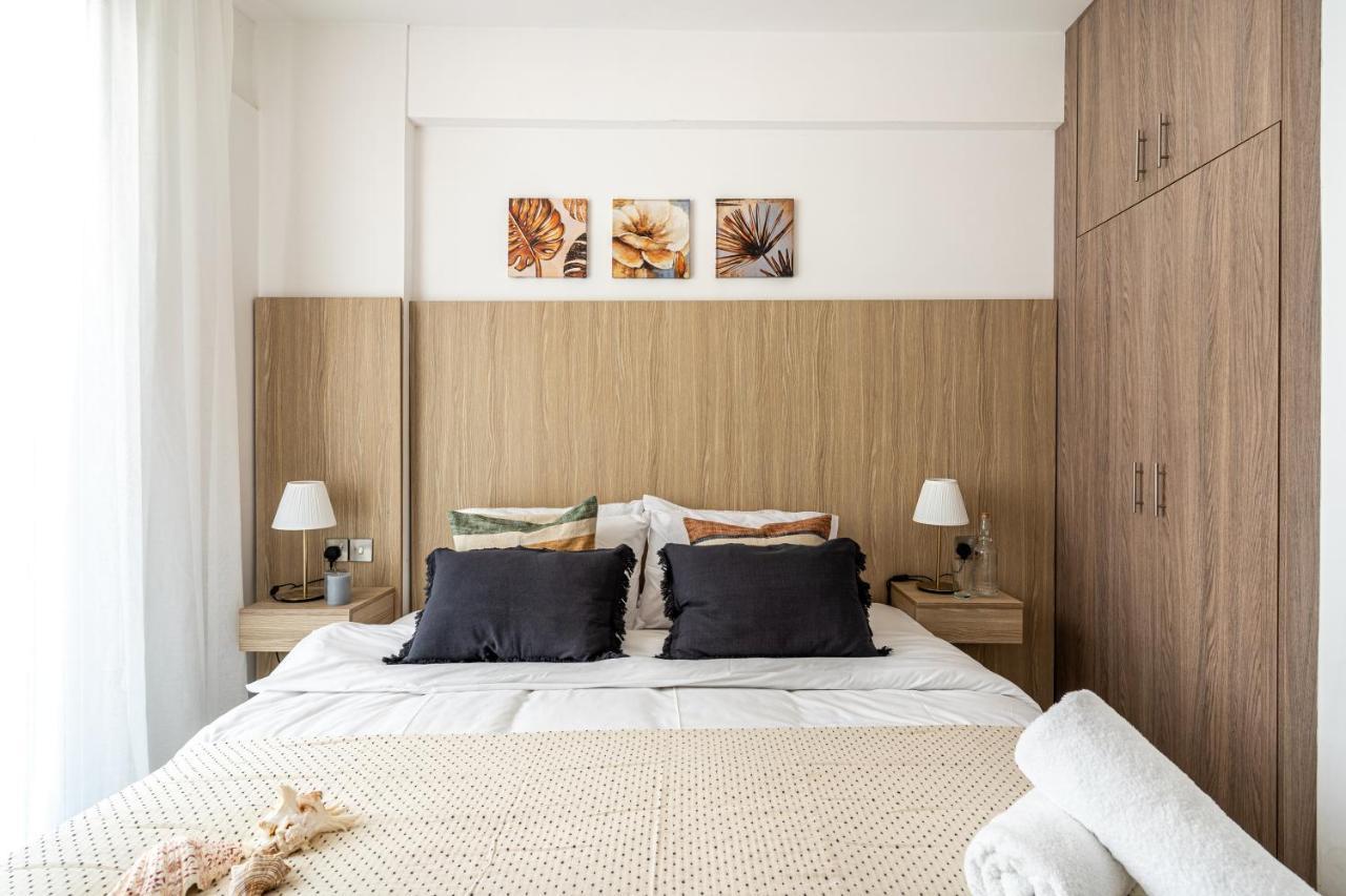 Beach Daze 1-Br Apt By Finikoudes Beach Larnaca Exterior foto